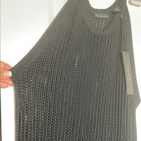 Elegant Black Knit Dress - Picture 3 of 3